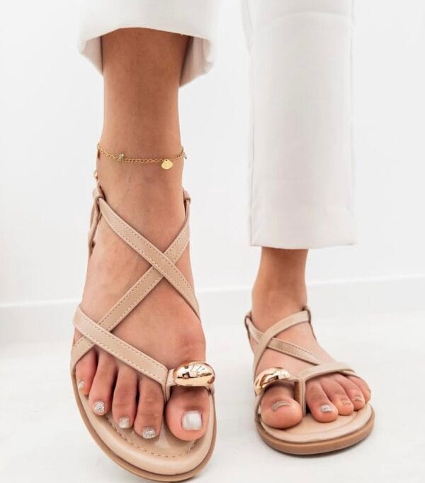SANDALIA DEDO BEIGE - Imagen 2