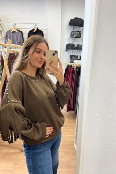 SUDADERA TACHUELAS MARRÓN