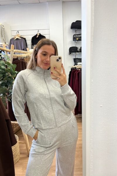 CONJUNTO DEPORTIVO VEGA GRIS