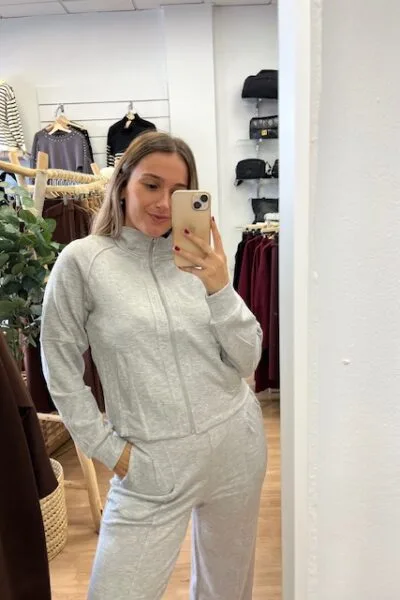 CONJUNTO DEPORTIVO VEGA GRIS