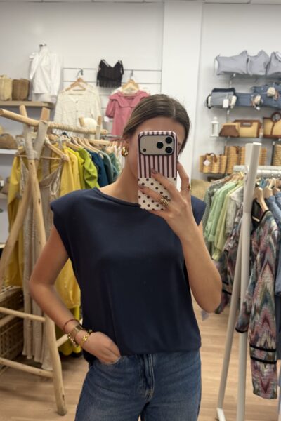 CAMISETA HOMBRERAS AZÚL MARINO