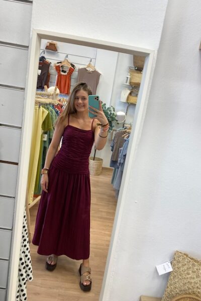 VESTIDO SOFÍA BURDEOS